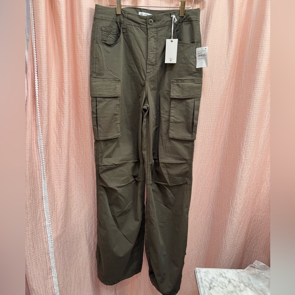Good American Women’s Green Cargo Pants